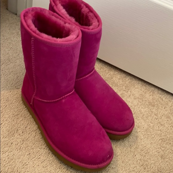 Ugg boots - Picture 1 of 3
